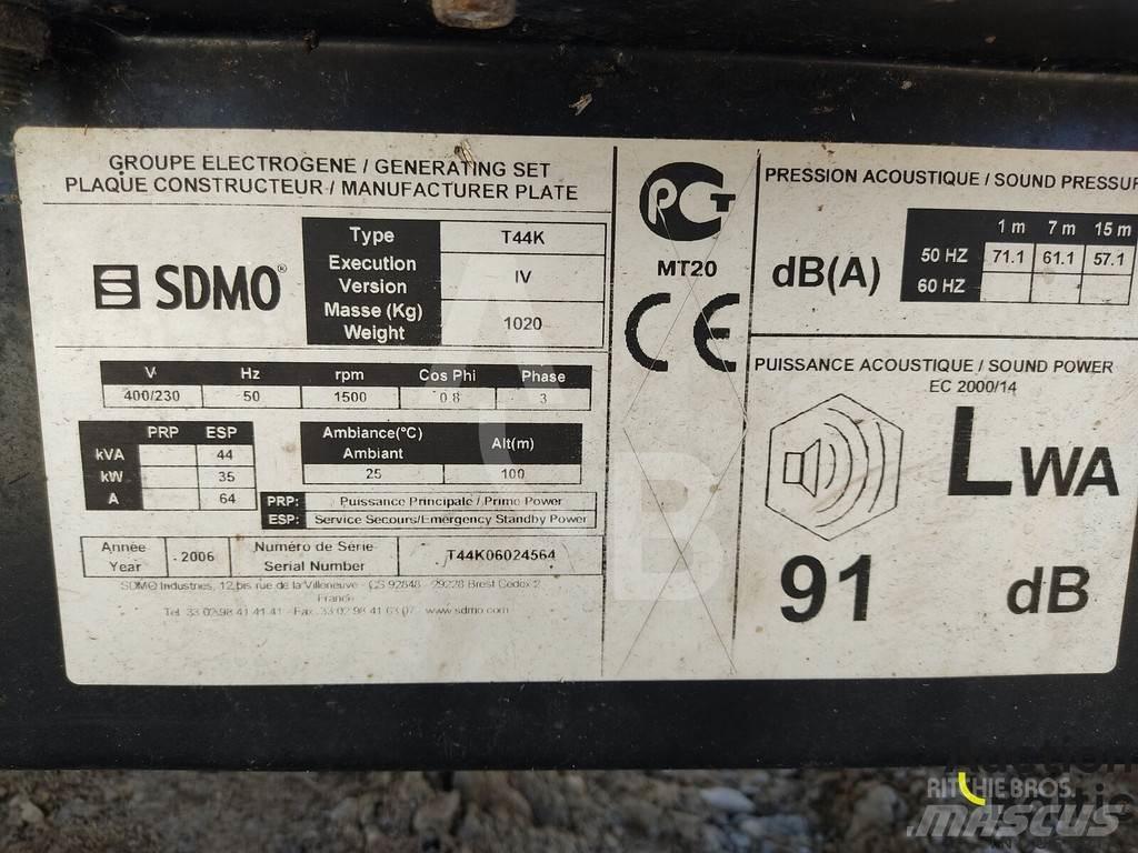 Sdmo T44K Naftové generátory