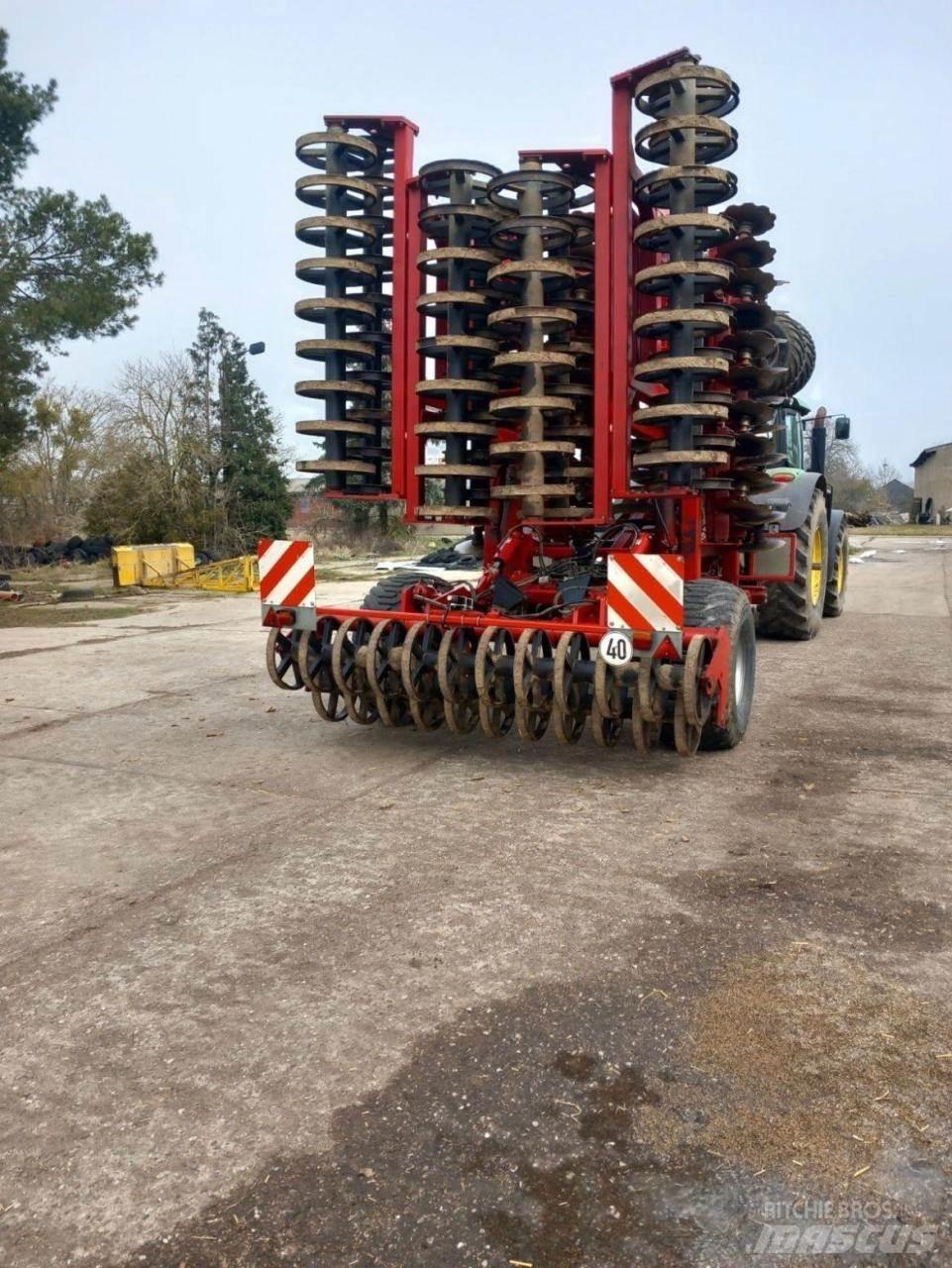 Horsch Joker 12 RT Talířové brány