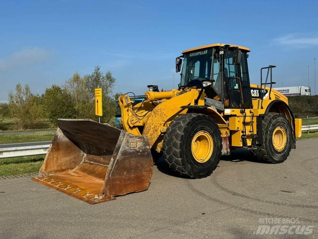 CAT 962H Kolové nakladače