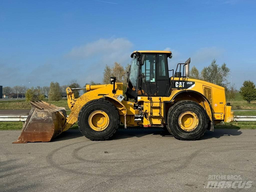 CAT 962H Kolové nakladače