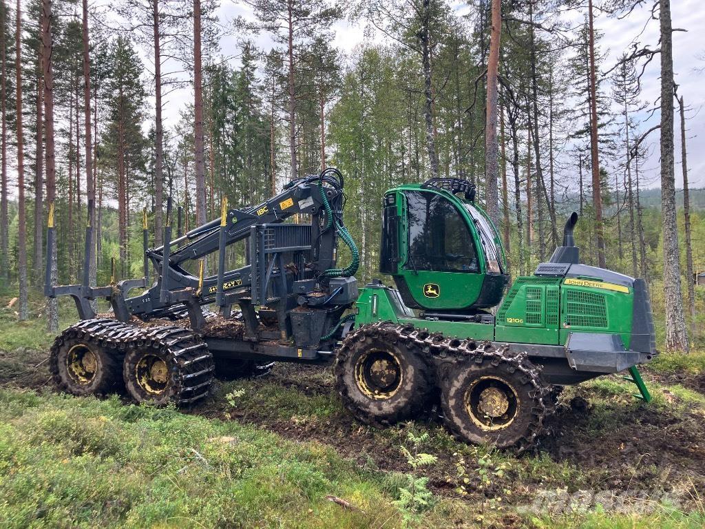 John Deere 1210G Vyvážecí traktory