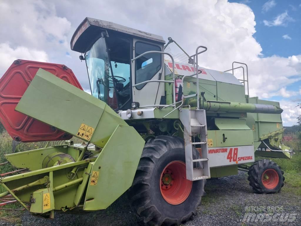 CLAAS 48 Spezial Sklízecí mlátičky