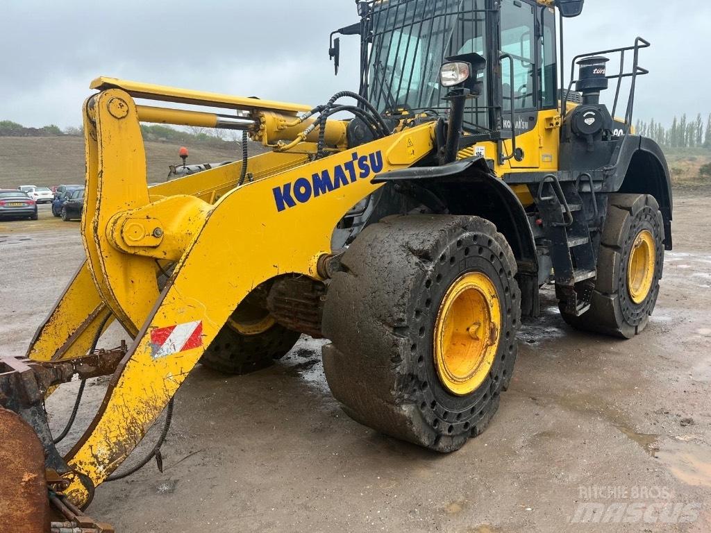 Komatsu WA380-8E0 Kolové nakladače