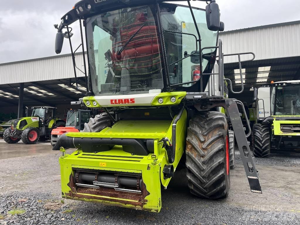 CLAAS Lexion 5400 Sklízecí mlátičky