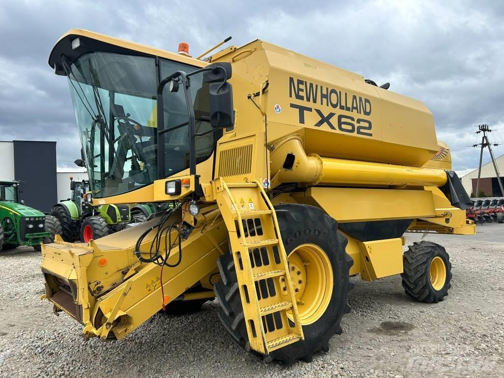 New Holland TX 62 Sklízecí mlátičky