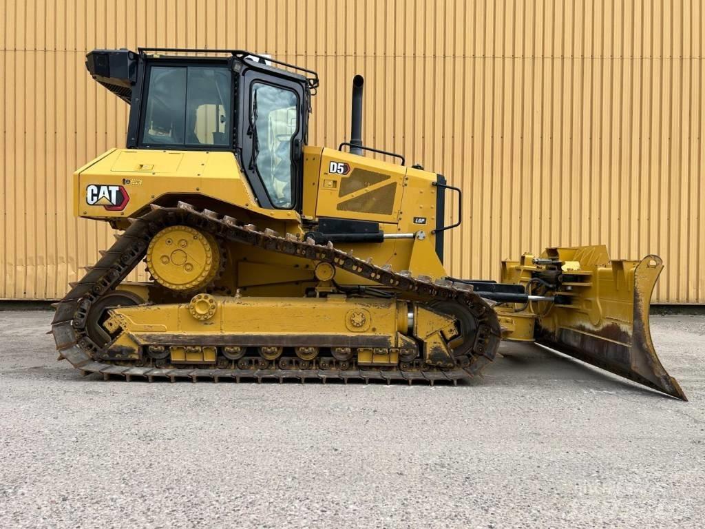 CAT D 5 LGP Pásové dozery