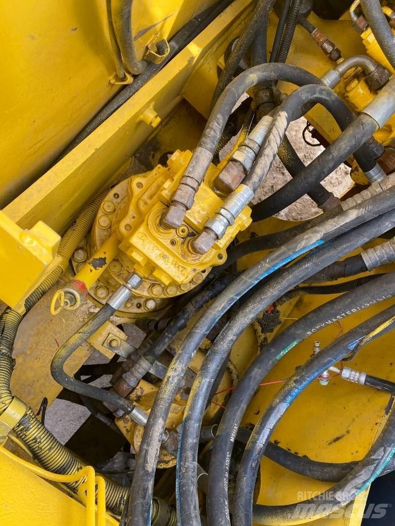 Komatsu PC120 Pásová rýpadla