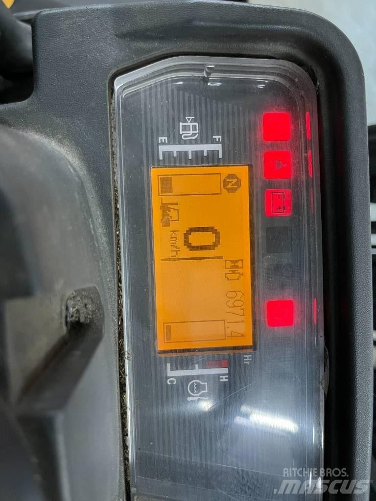 CAT DP 30 N Dieselové vozíky