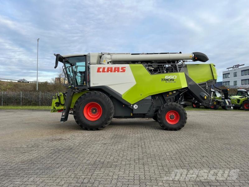 CLAAS TRION 660 Sklízecí mlátičky