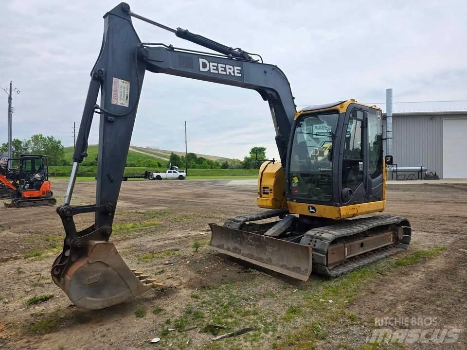 DEERE 75D Pásová rýpadla