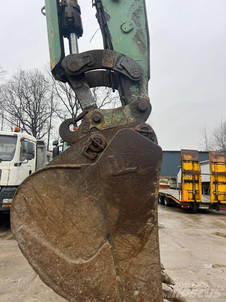 Liebherr 934 Pásová rýpadla