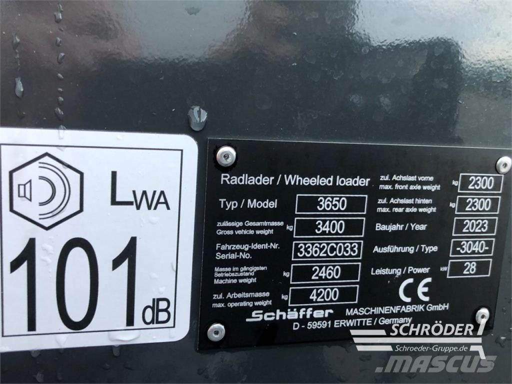 Schäffer 3650 Mininakladače