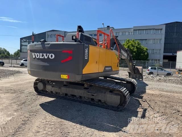 Volvo EC220EL Pásová rýpadla