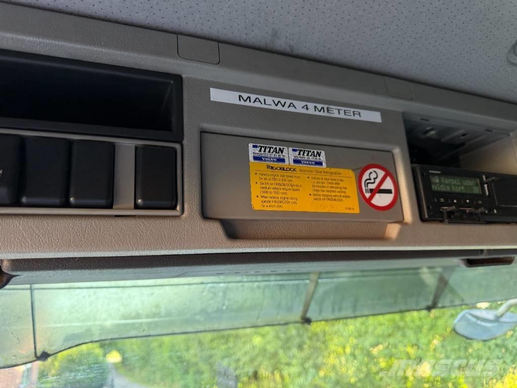 Volvo FM300 Nákladní vozy na přepravu automobilů
