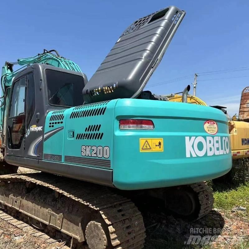 Kobelco SK 200 Pásová rýpadla