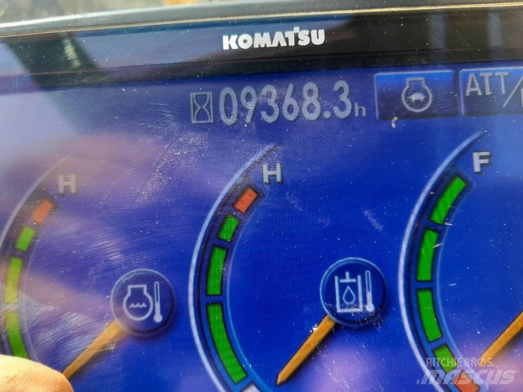 Komatsu PC210LCi-10 Pásová rýpadla
