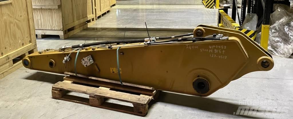CAT M316F Výložníky a lžíce