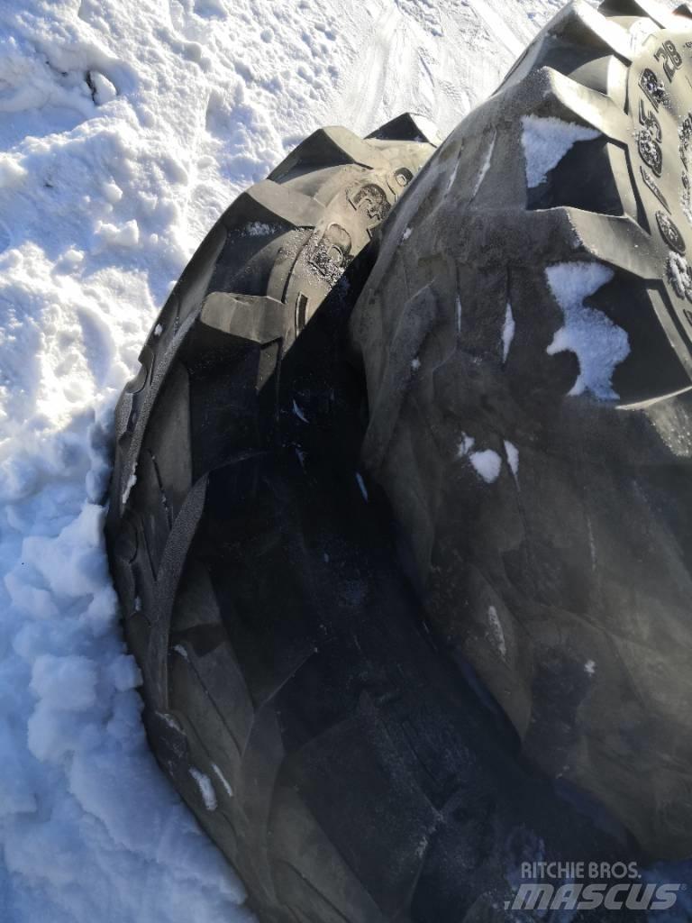 Pirelli 420/85R28 Pneumatiky, kola a ráfky