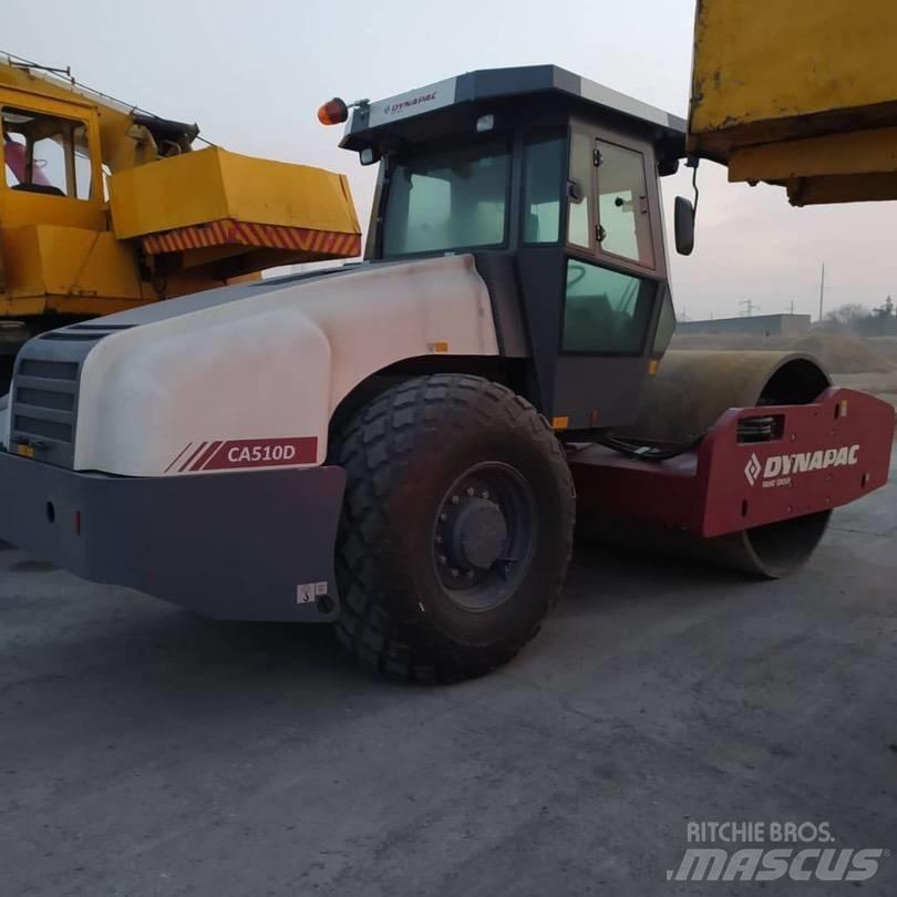 Dynapac CA510D Tahačové válce