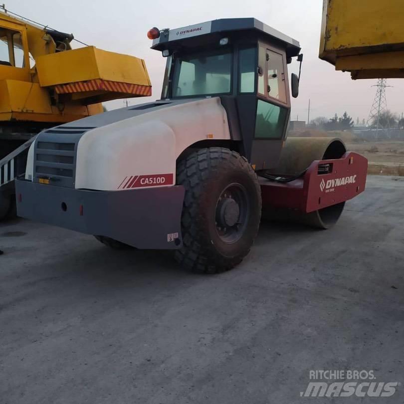 Dynapac CA510D Tahačové válce