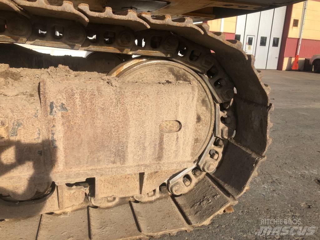 JCB JS 330 LC Pásová rýpadla