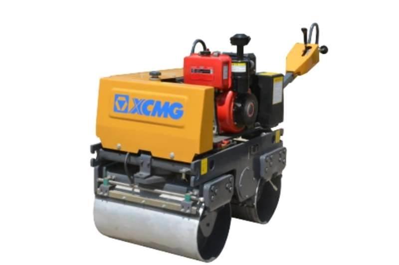 XCMG XMR083 Kombinované válce