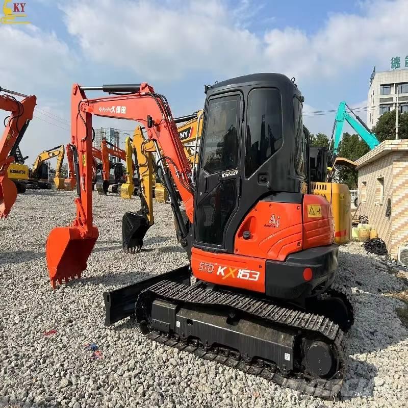 Kubota 163 Pásová rýpadla