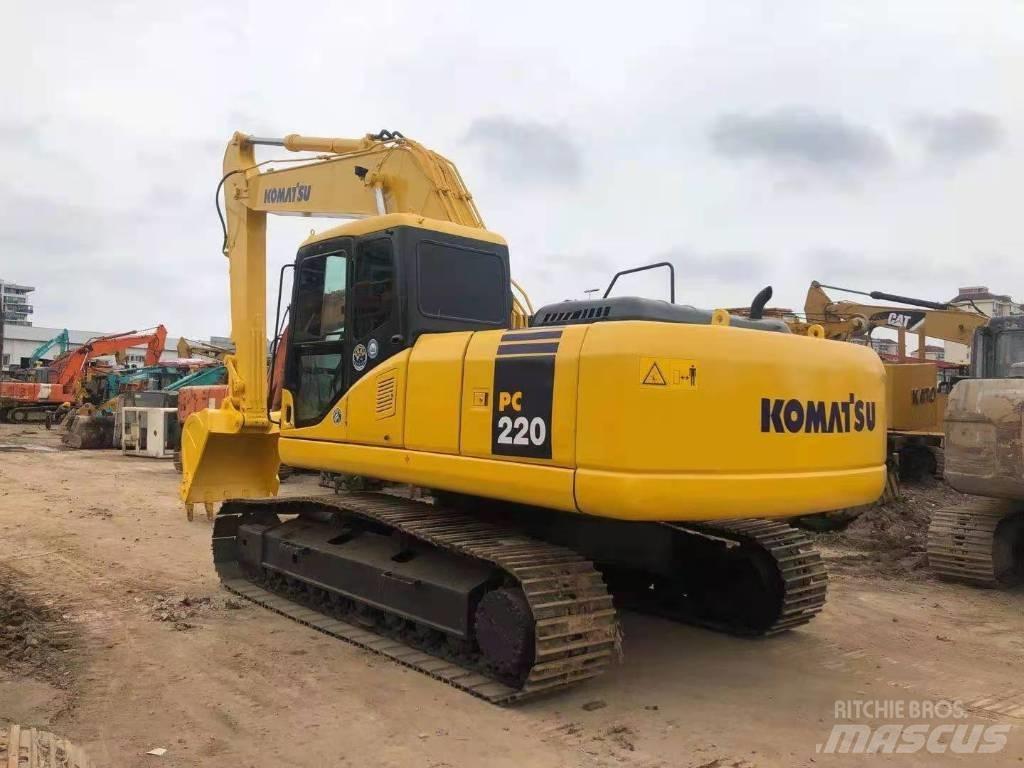 Komatsu PC 220-7 Pásová rýpadla