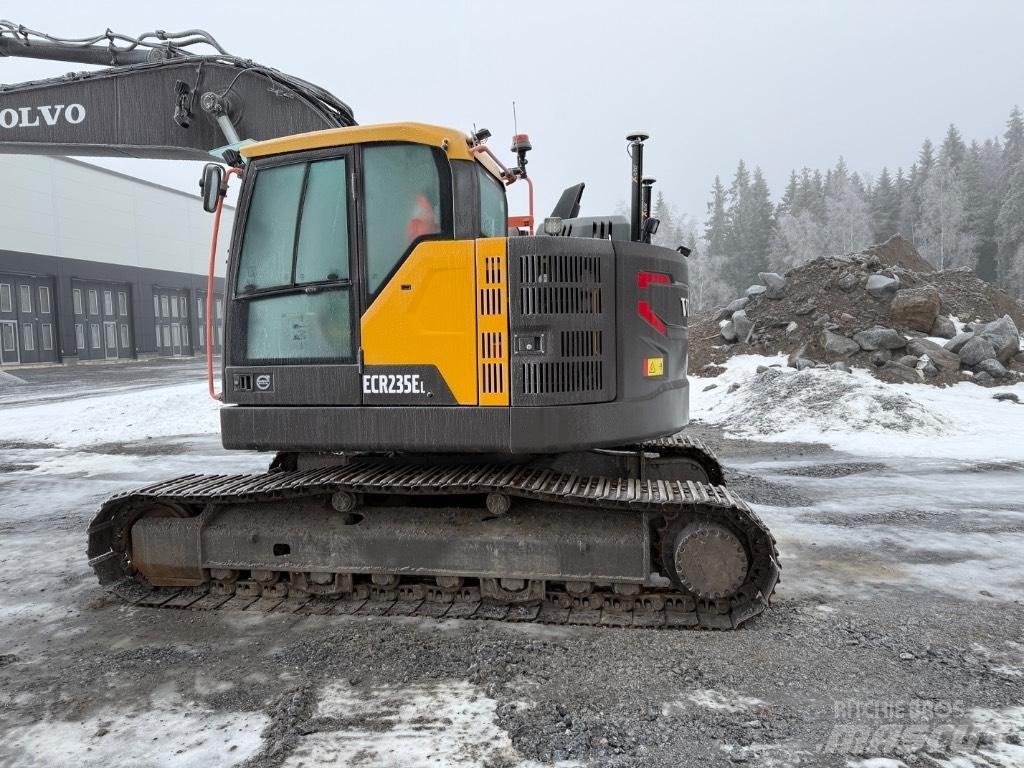 Volvo EC 235 EL Pásová rýpadla