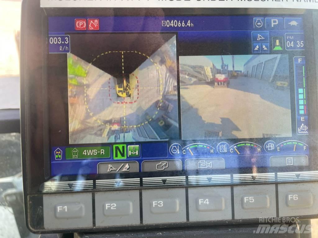 Komatsu PW118-11 Kolová rýpadla
