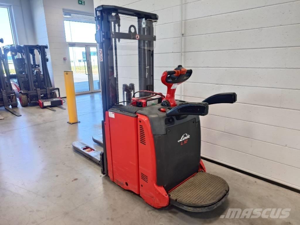 Linde L12AP/133 Samohybné vozíky