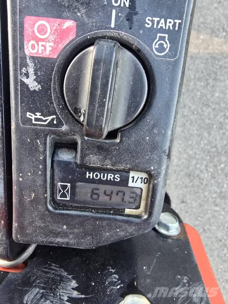 Ditch Witch RT 24 Rýhovače