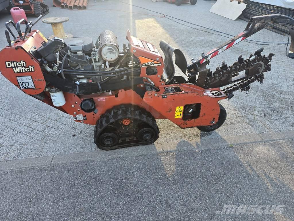 Ditch Witch RT 24 Rýhovače