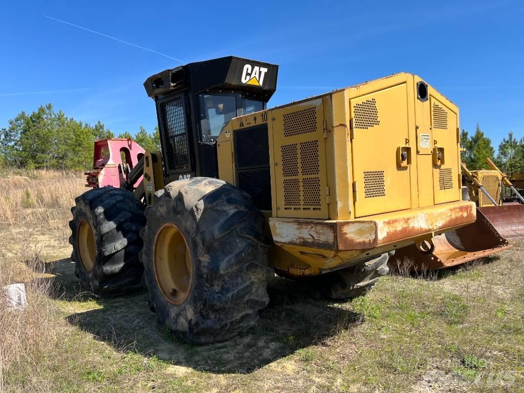 CAT 553 C Kácecí harvestory