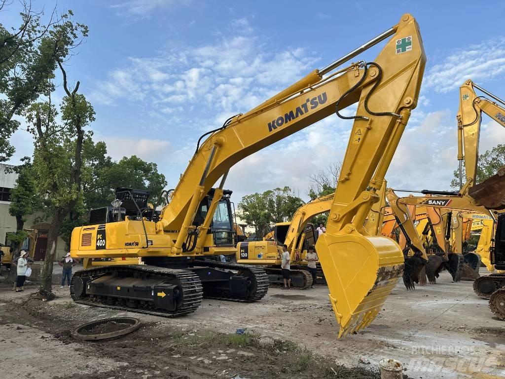 Komatsu PC400-7 Pásová rýpadla