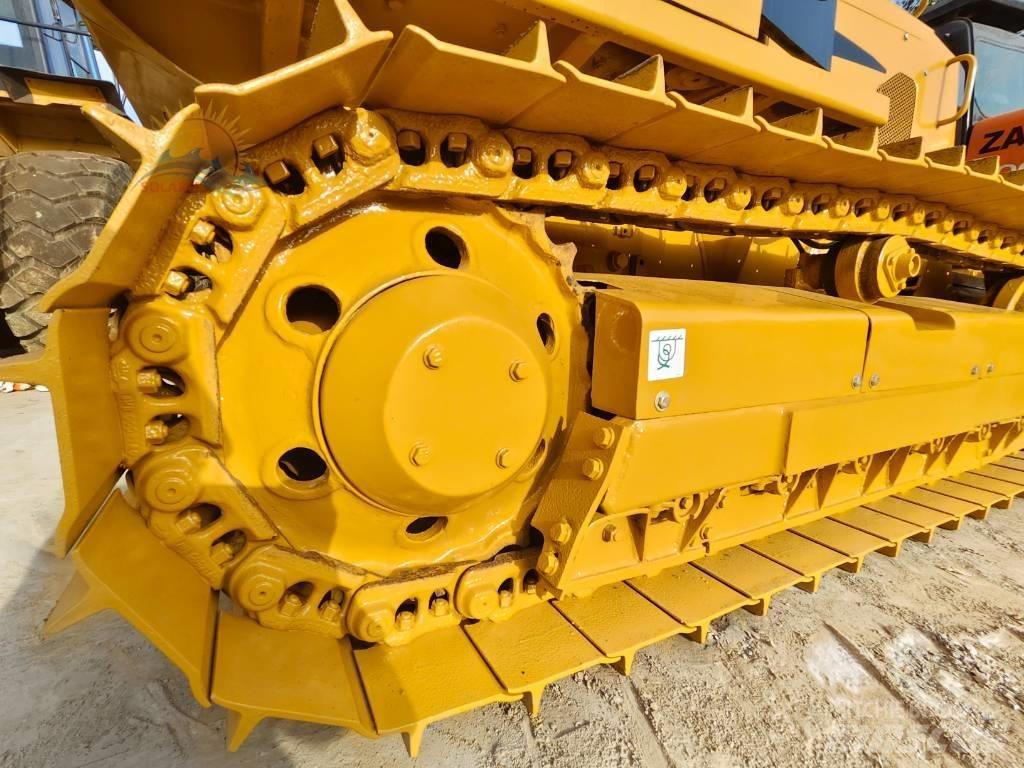 CAT D 5 K Pásové dozery
