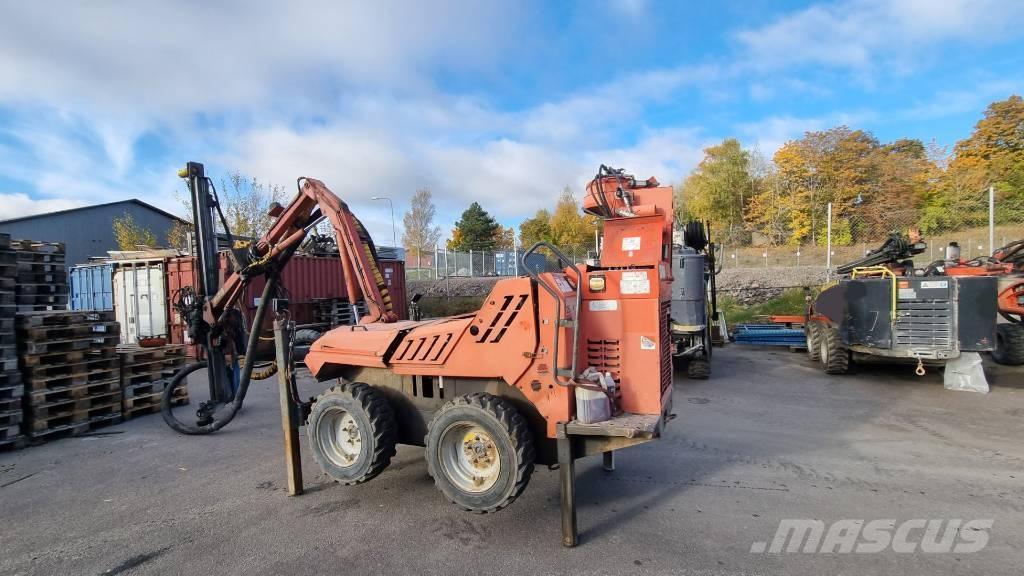 Sandvik DC122R Povrchové vrtací stroje