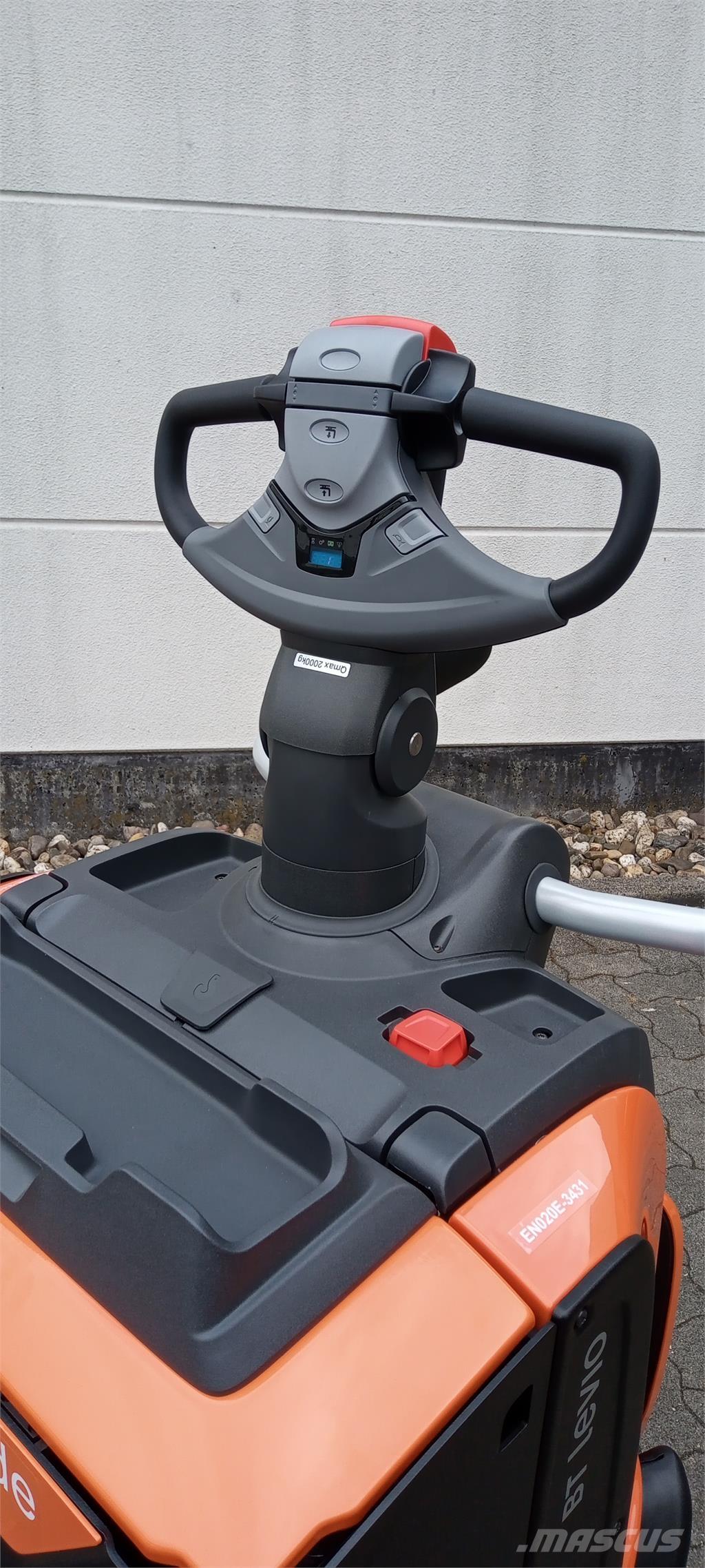 Toyota LPE200 Ručně vedené vysokozdvižné vozíky