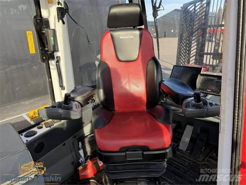 Komatsu 895 Vyvážecí traktory
