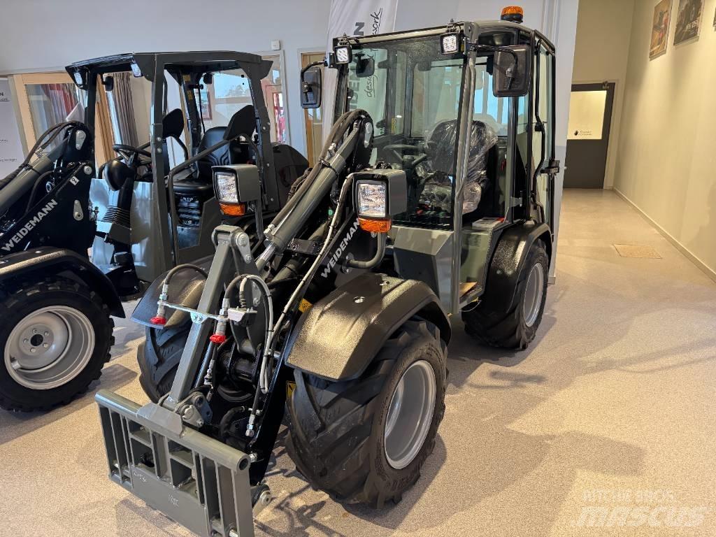 Weidemann 1260 LP Smykem řízené nakladače