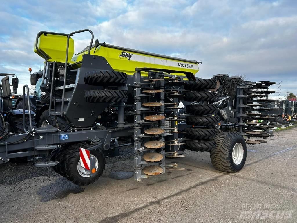  SKY MAXIDRILL Mechanické secí stroje