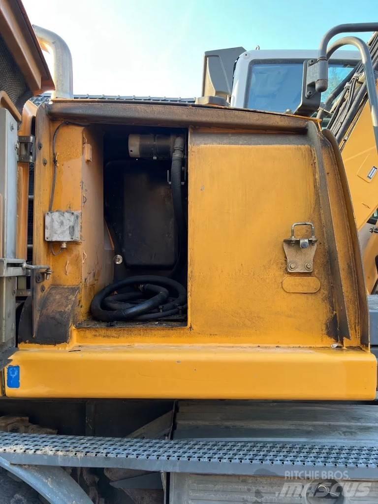 Liebherr A314 Kolová rýpadla