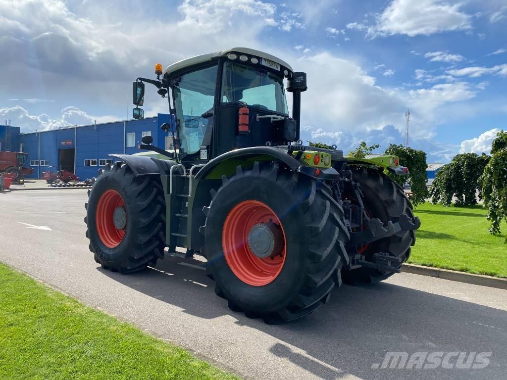 CLAAS Xerion 3800 Traktory
