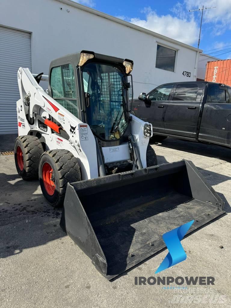 Bobcat S 770 Smykem řízené nakladače
