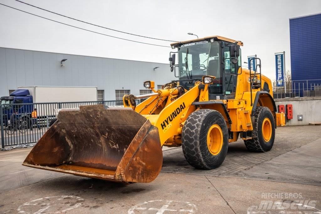Hyundai HL955XT Kolové nakladače