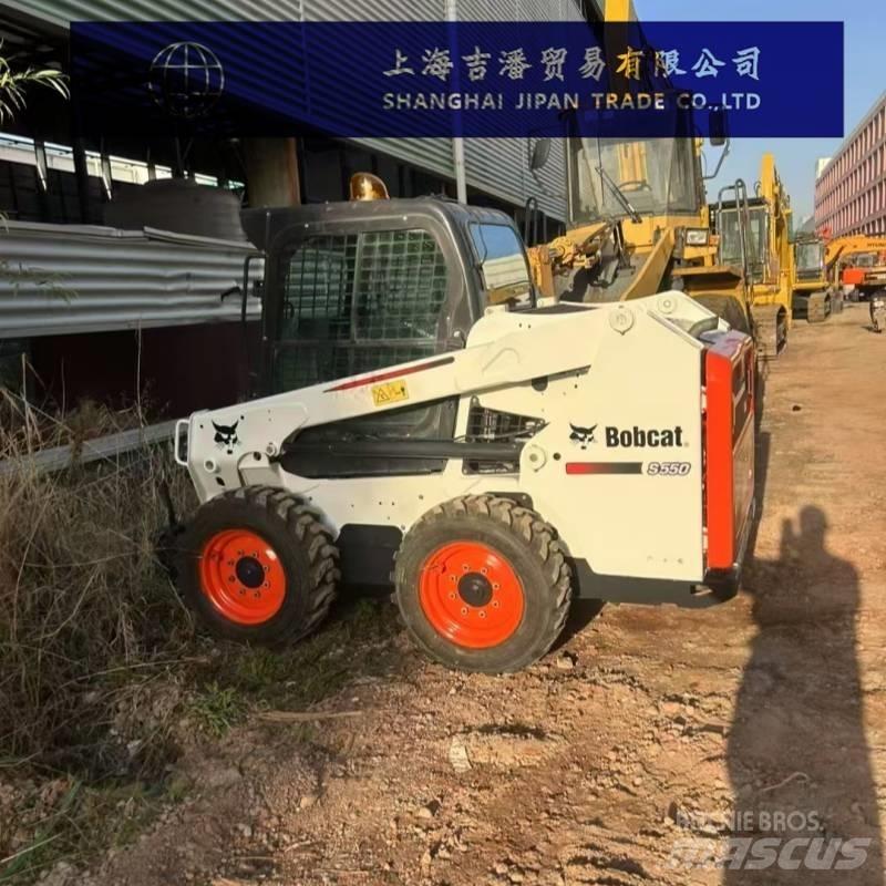 Bobcat S 550 Smykem řízené nakladače