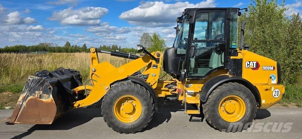 CAT 908M , 908 Kolové nakladače