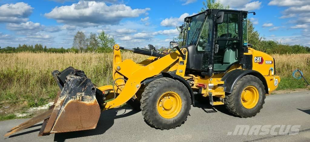 CAT 908M , 908 Kolové nakladače