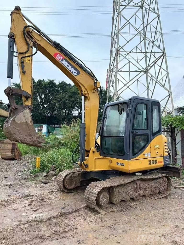 XCMG XE 60 DA Pásová rýpadla