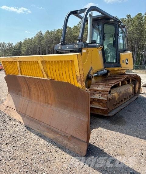John Deere 850 J Pásové dozery